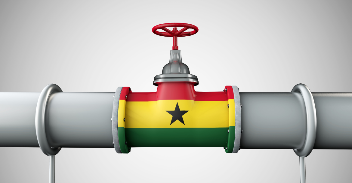 Flag of Ghana on a pipeline (© Shutterstock/Ink Drop) 