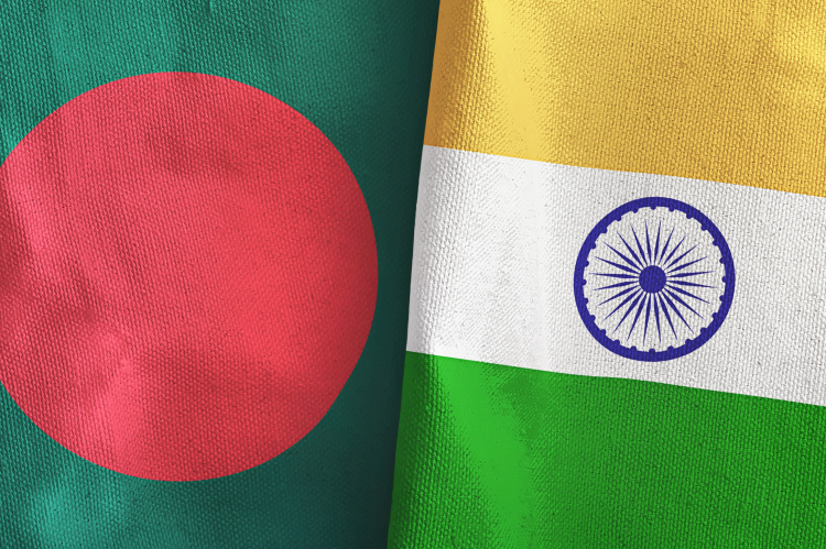 Flags of Bangladesh and India (© Shutterstock/NINA IMAGES) 