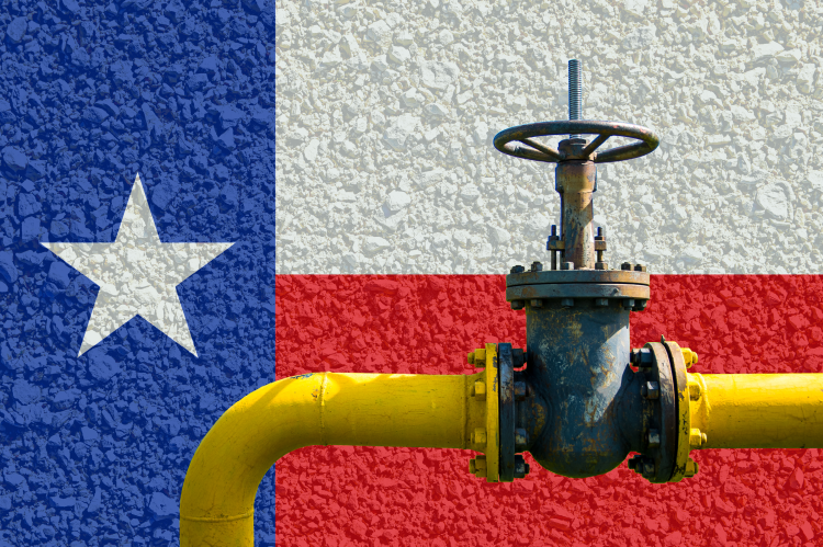 Gas valve against the flag of Texas (© Shutterstock/Sega_K)