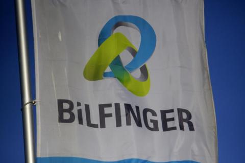 Flag with the logo of Bilfinger (© Shutterstock/360b)