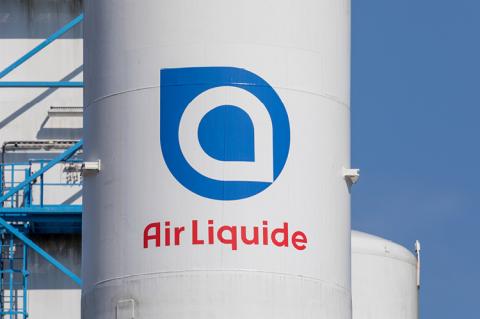 Tank with the logo of Air Liquide (© Shutterstock/Oliver Hoffmann)