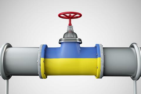 Ukrainian pipeline with valve (© Shutterstock/Ink Drop)