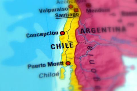The Republic of Chile on the map (copyright by Shutterstock/Jarretera)